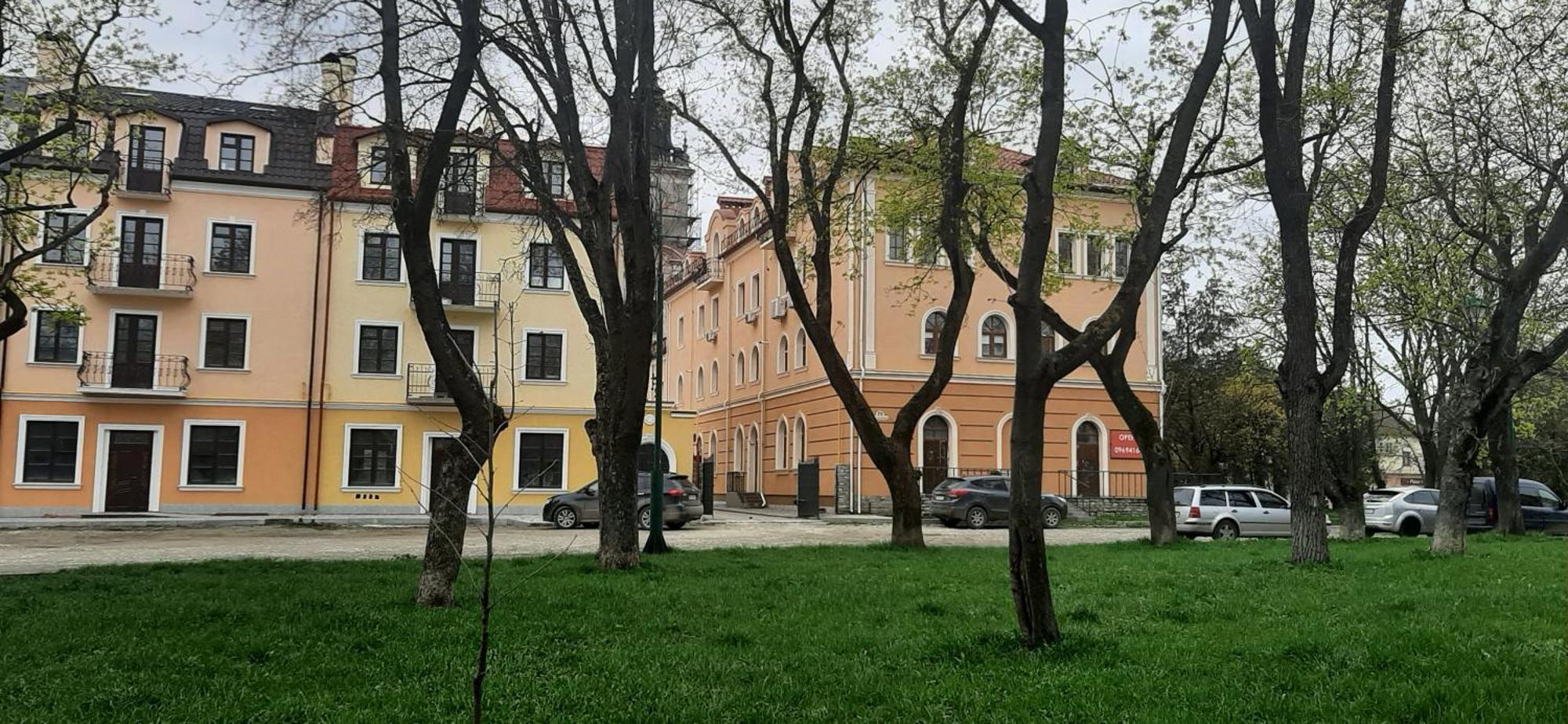 Сонячна Мансарда Apartment Kamianets Podilskyi Bagian luar foto